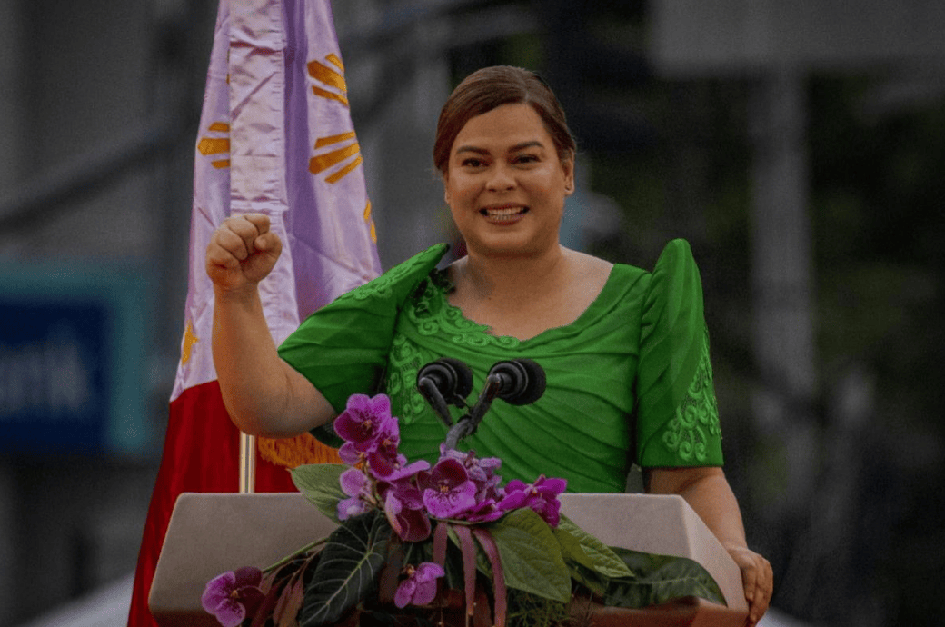 杜特爾特有救了？37萬軍警聲援，菲國抗議者翻倍，女兒獨(dú)挑大梁能否逆風(fēng)翻盤？