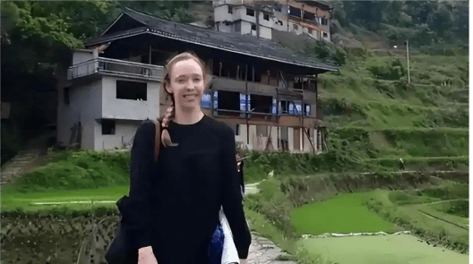 “反華妖女”破防！因為金主1年720億不給了，曝光美國反華老底！