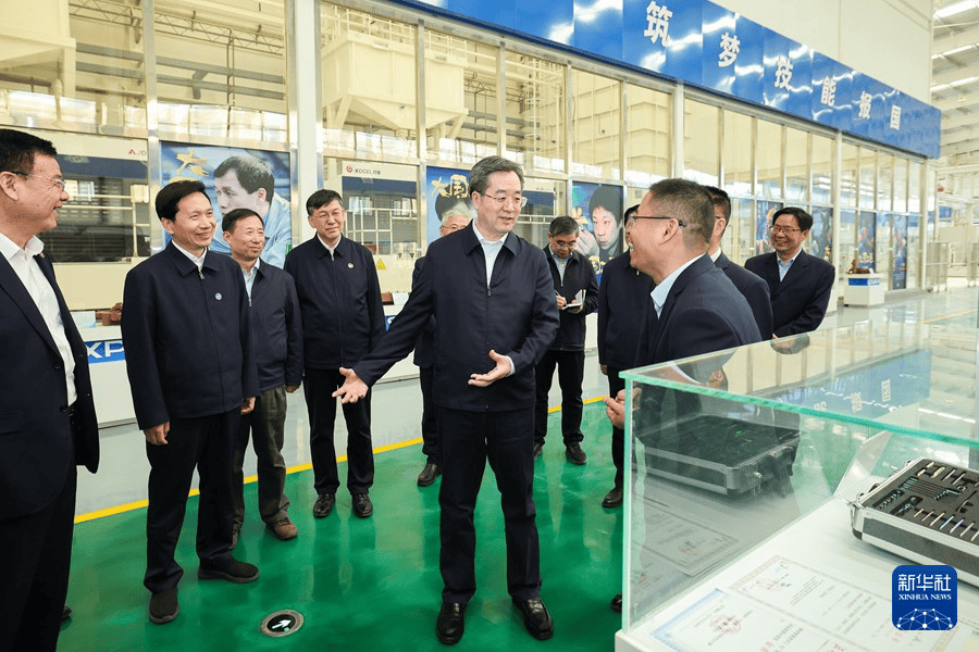 中共中央政治局常委、國務(wù)院副總理丁薛祥在陜西調(diào)研