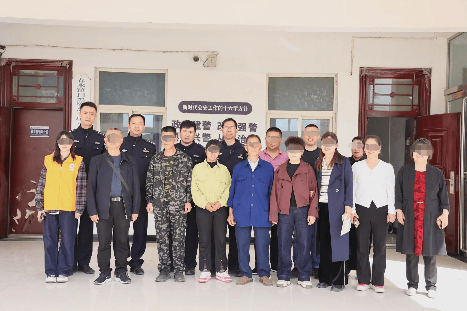 女孩跟男友外出打工失蹤，15年后被找到已育兩子 父親：她當年流浪到河南，不知回家的路