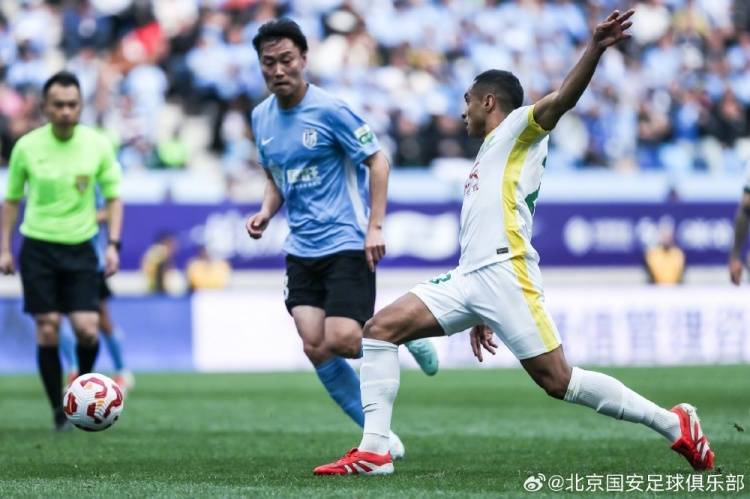 北京國安客場2-0戰(zhàn)勝大連英博海發(fā)