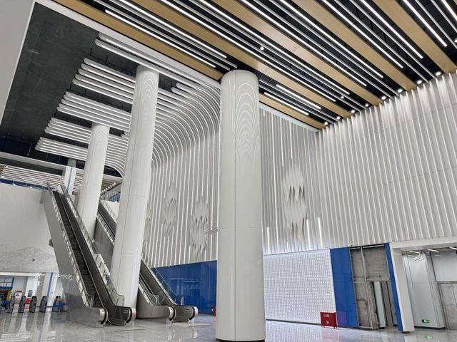 廣州地鐵十號(hào)線（西塱至廣州大道中）開通車站全部“三權(quán)”移交，……