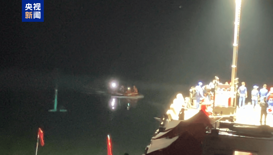 貴州翻船事故，9人死亡1人失聯(lián)！目擊者：當(dāng)時突然出現(xiàn)暴雨冰雹狂風(fēng)