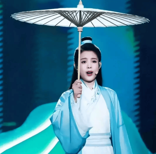 陳麗君為說錯(cuò)話落淚道歉：以后一定讓嘴和腦子在同一戰(zhàn)線上