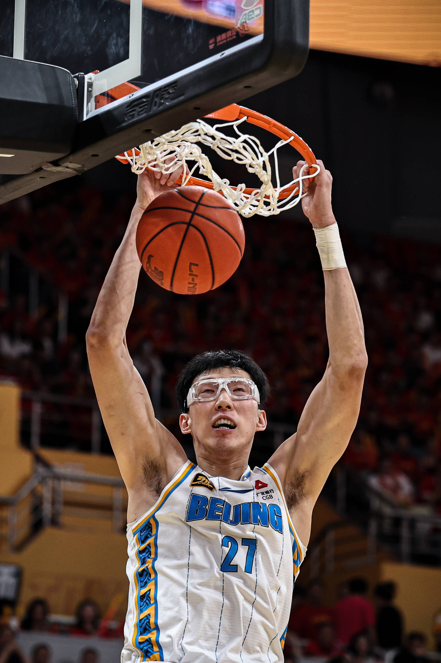總決賽-周琦13+14胡金秋26分 北京客場擒廣廈總分1-0
