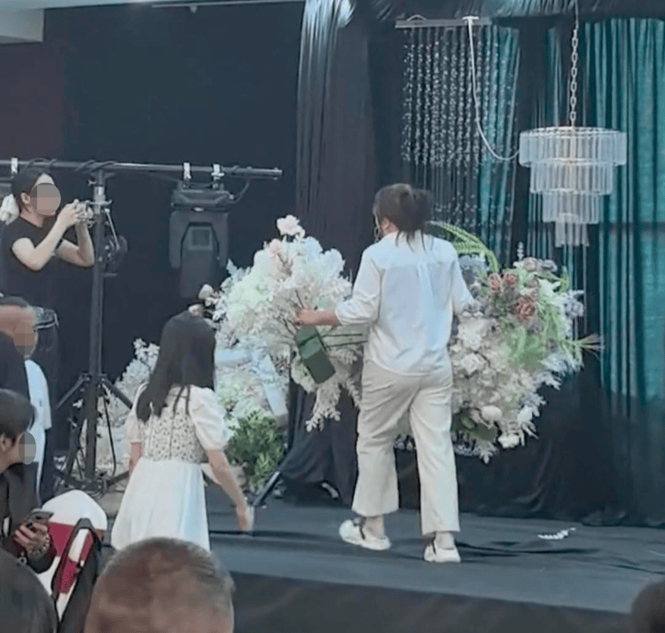 婚禮儀式前婚慶公司撤場？新郎稱對方未履行合同，公司稱被要求離場后仍給予配合 律師分析