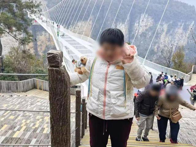 火車穿村致18死后又一老人被撞身亡