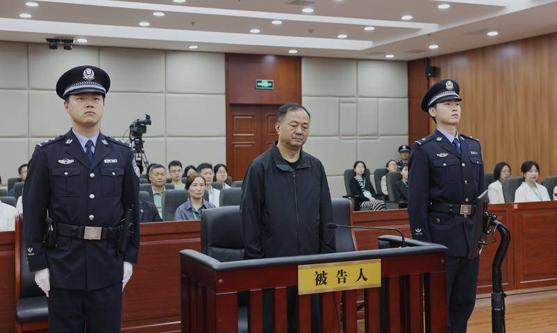 河北省紀委原副書記、省監(jiān)委原副主任陳玉祥受賄案一審宣判