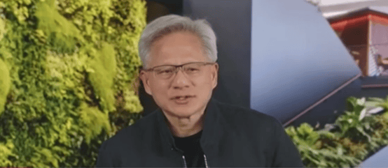 黃仁勛：美國政策基于“中國無法制造AI芯片”假設(shè)，“這一假設(shè)現(xiàn)在看來顯然錯(cuò)誤”