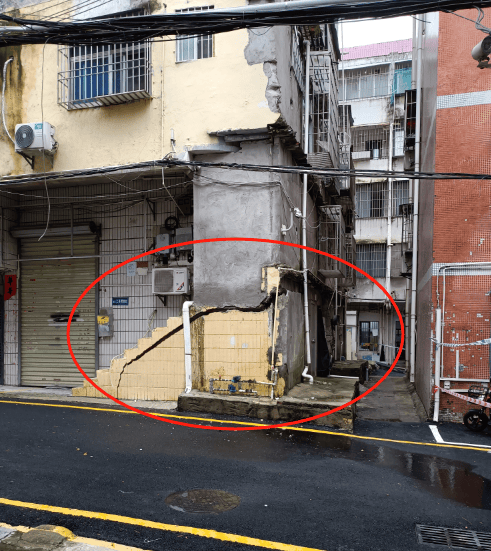 深圳一小區(qū)房屋沉降、墻體開裂，居民已撤出，官方：正在調(diào)查