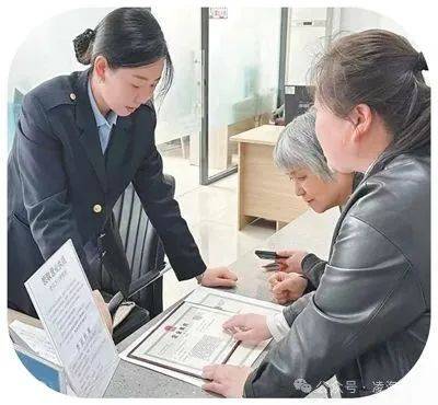人民日?qǐng)?bào)大篇幅關(guān)注錦州：“蘋(píng)果園”里沐清風(fēng)