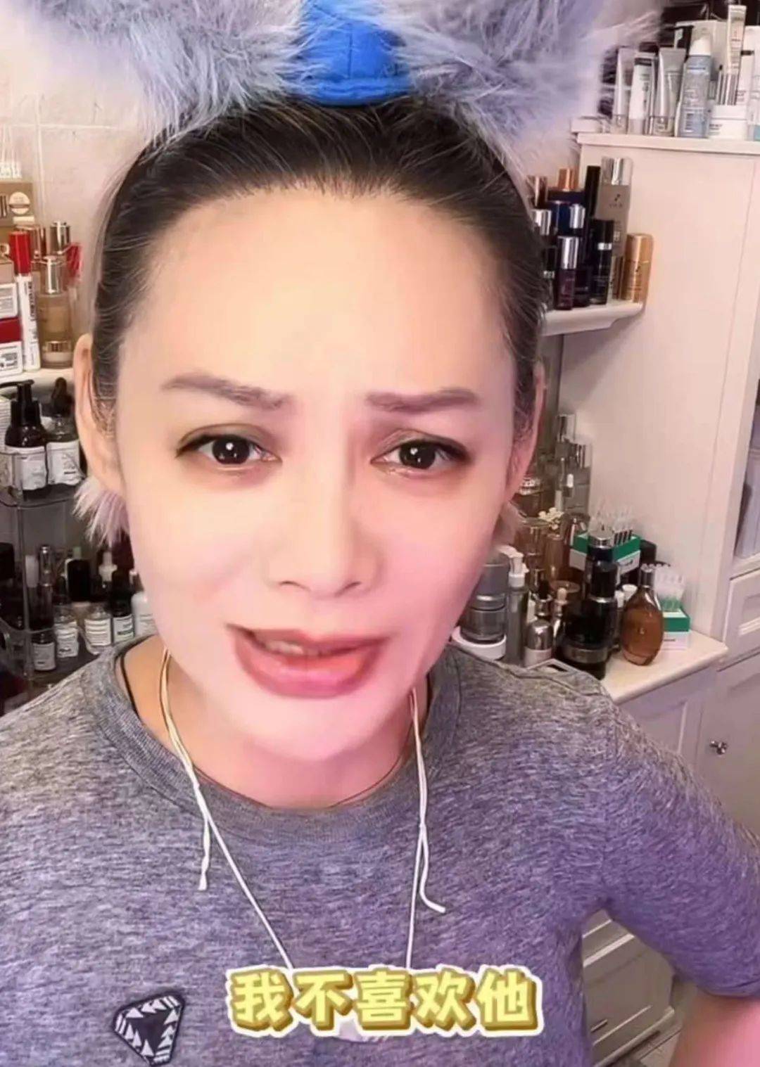 寧靜回應(yīng)與汪峰戀情：我不喜歡他，下次傳緋聞?wù)覀€年輕帥氣的行不