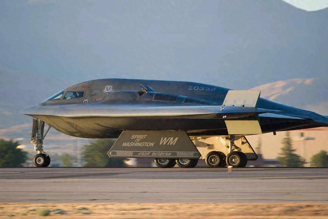 B-2橫穿中國(guó)轟炸伊朗，中國(guó)雷達(dá)沒有發(fā)現(xiàn)？這是正常人想出來的？