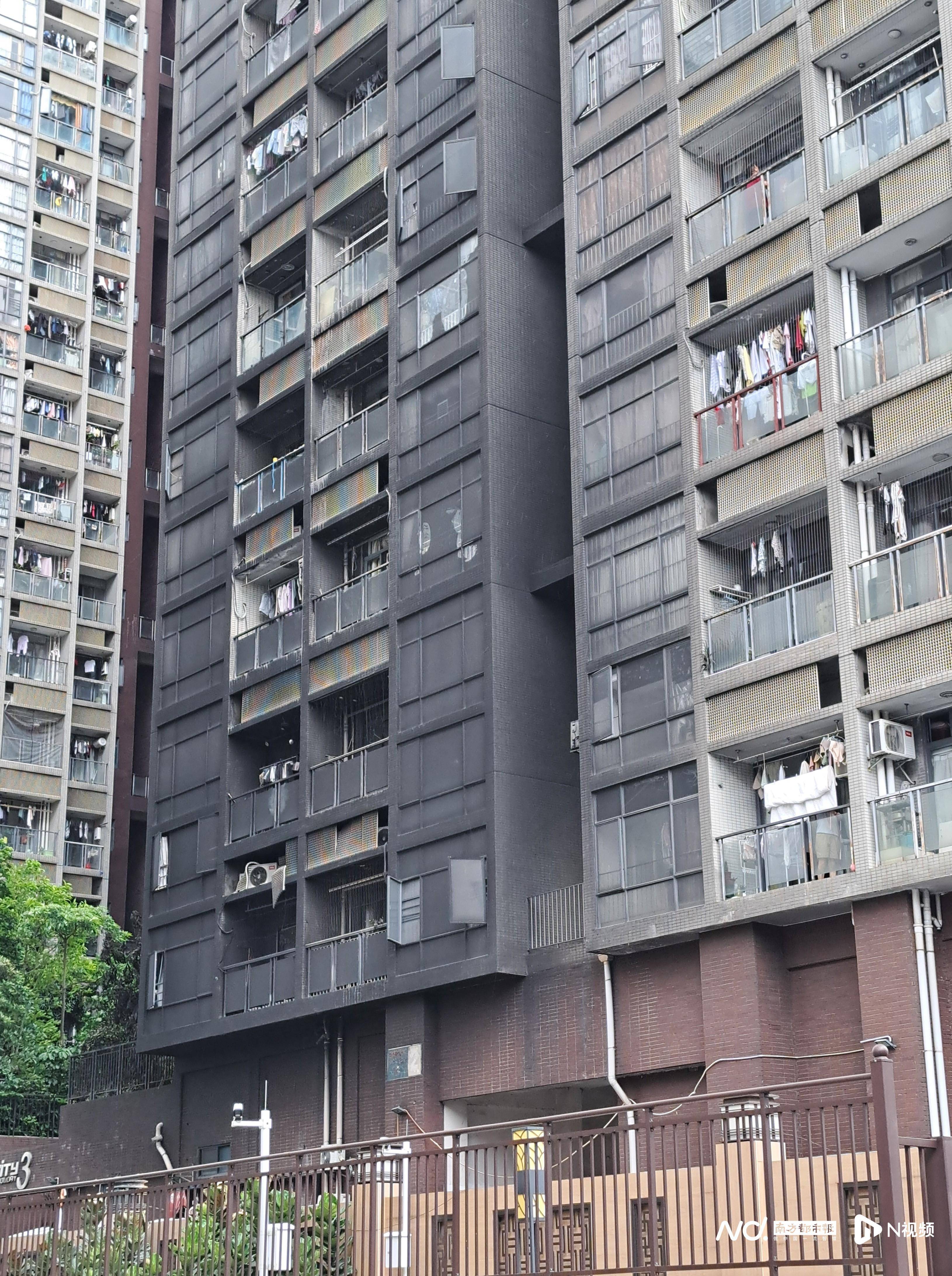 東莞一小區(qū)逾百輛電動自行車燒毀！住戶睡夢中被叫醒撤離逃生