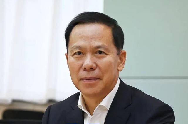 中紀(jì)委周末打虎，劉紹勇落馬！59歲省委常委任上被查，2個(gè)“老虎”被判死緩