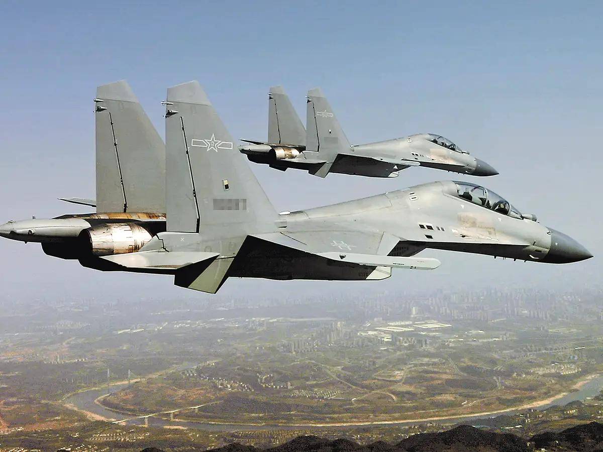 伊朗空軍覆滅后，殲16意外登頂外網(wǎng)熱搜：中國造武器在全球又火了