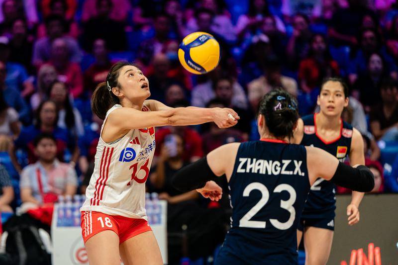 驚天大逆轉(zhuǎn)！連場(chǎng)讓二追三！世聯(lián)賽-中國(guó)女排3-2美國(guó)隊(duì)