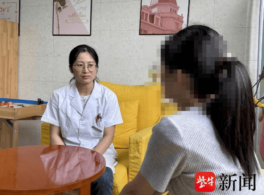 “你是姐姐，應(yīng)該讓著弟弟”，被父母要求讓著只小1歲的弟弟，13歲姐姐抑郁了