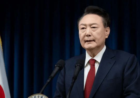 尹錫悅判了，傷害性不大，侮辱性極強(qiáng)，李在明果斷出手了，還要與朝鮮緩和關(guān)系？