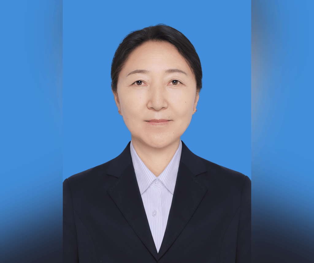 西藏自治區(qū)總工會副主席次仁卓嘎履新自治區(qū)經(jīng)濟(jì)和信息化廳廳長