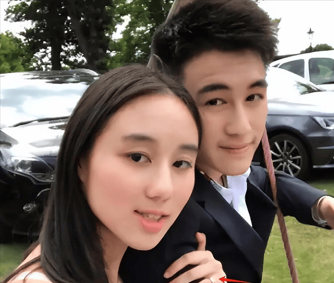 考古|何猷君五年3次辟謠私生子傳聞，親妹妹也卷入風(fēng)波，本尊：這瓜連我也不懂