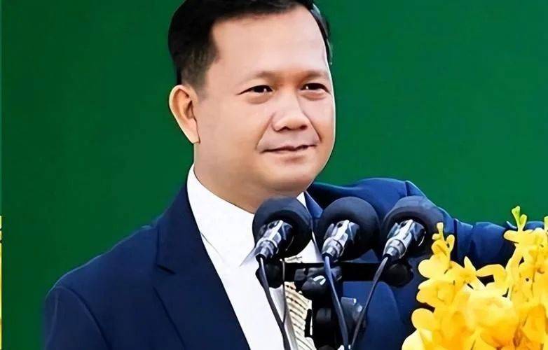不準(zhǔn)中俄做生意，數(shù)十國等中國作選擇，柬埔寨動起歪心思，洪瑪奈舉起白旗，對美零關(guān)稅