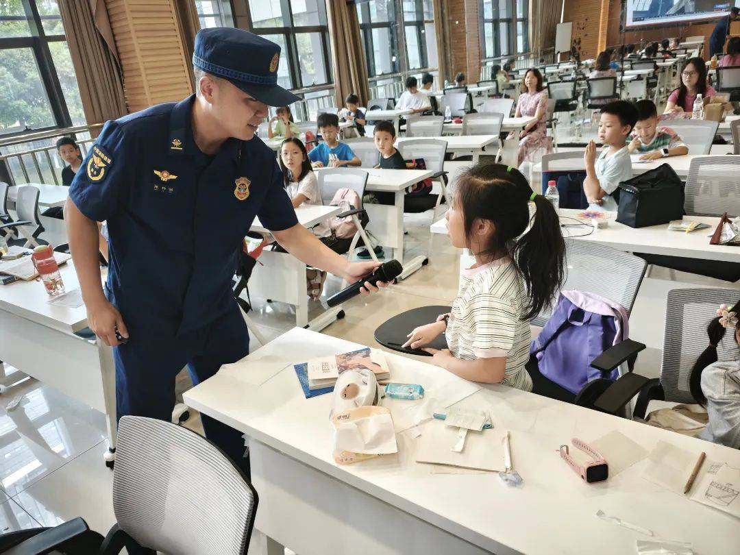兩江消防開展暑期兒童消防安全教育宣傳活動