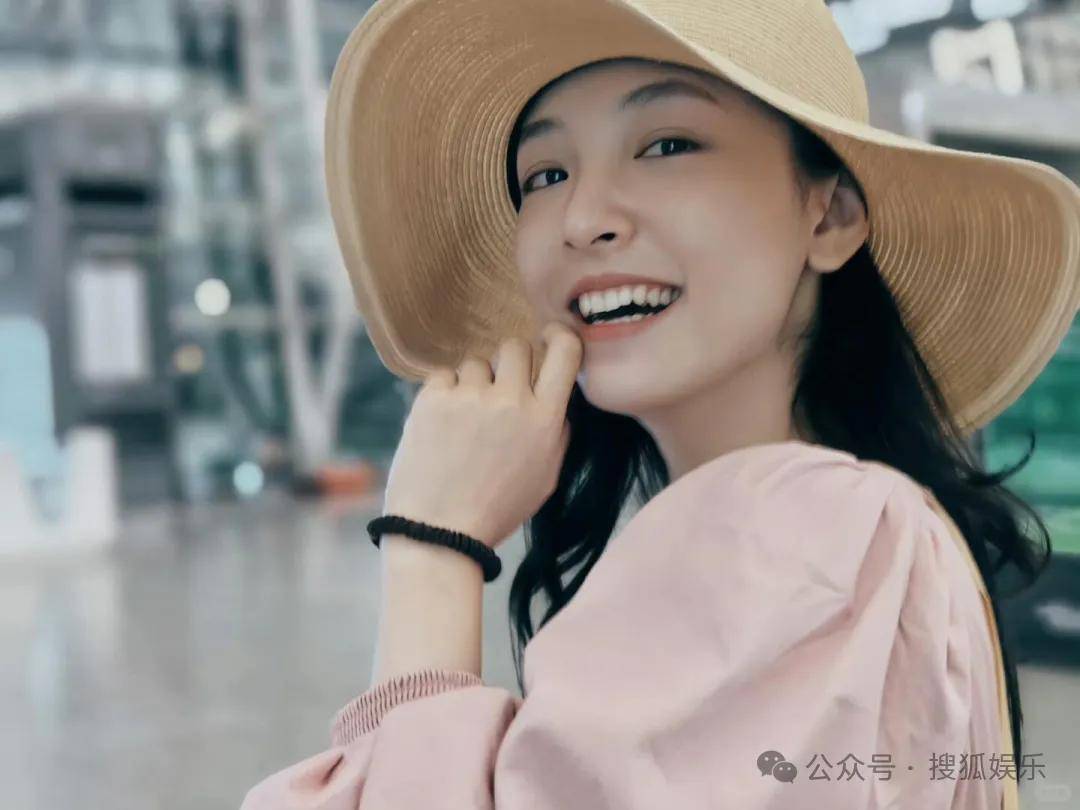 離婚三年又被拍到親密逛超市，他倆這是純帶娃還是真復(fù)合了？