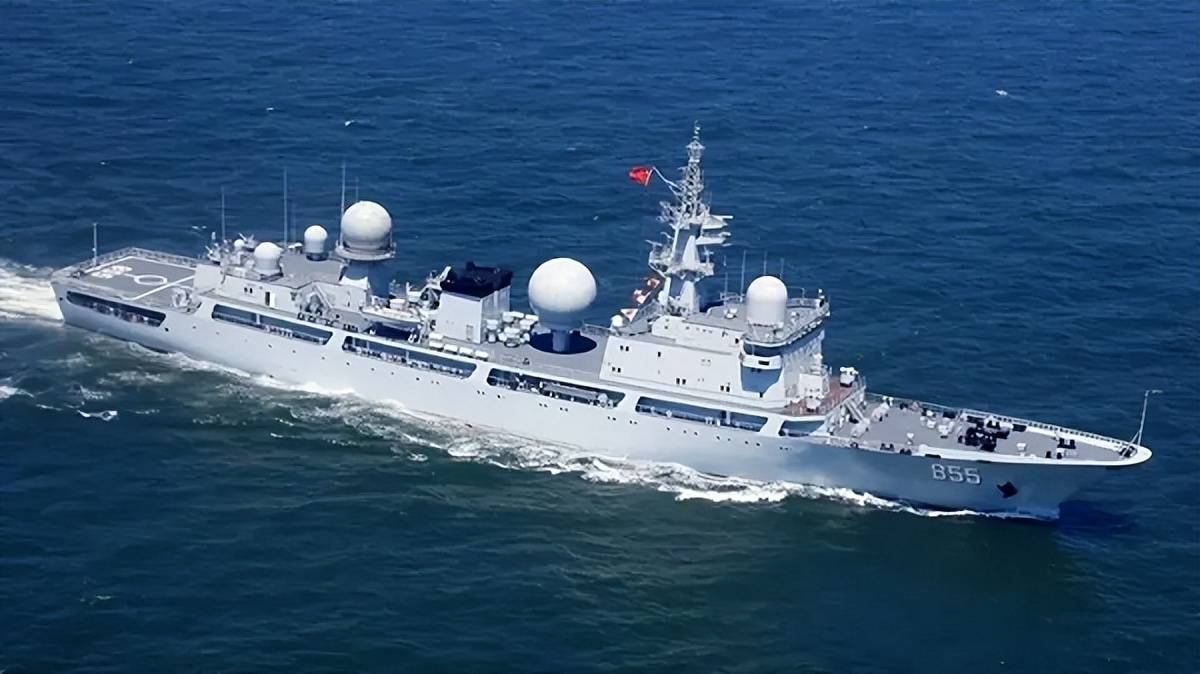 臺名嘴：多架美軍無人機襲擊中國軍艦，激烈對抗后全部墜落海中