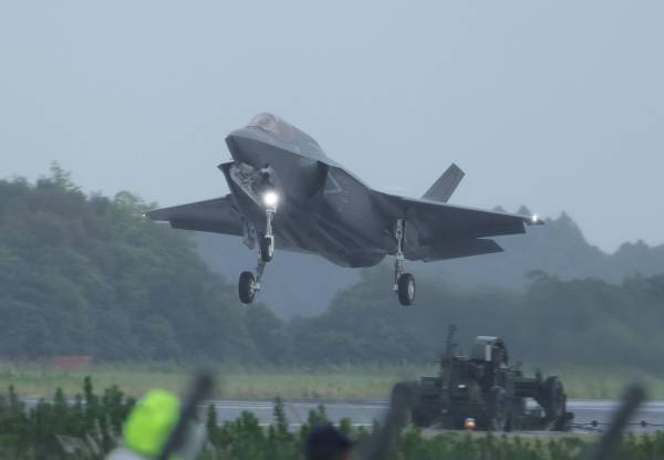 日本首批F-35B從美國飛回，戰(zhàn)后首次擁有艦載戰(zhàn)斗機