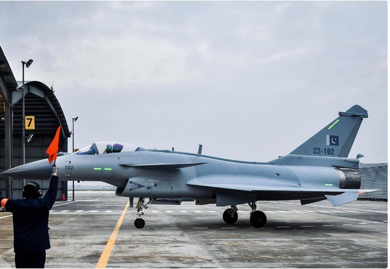 印軍“一雪前恥”，S400擊落巴鐵殲10和梟龍？事后發(fā)現(xiàn)高興太早了