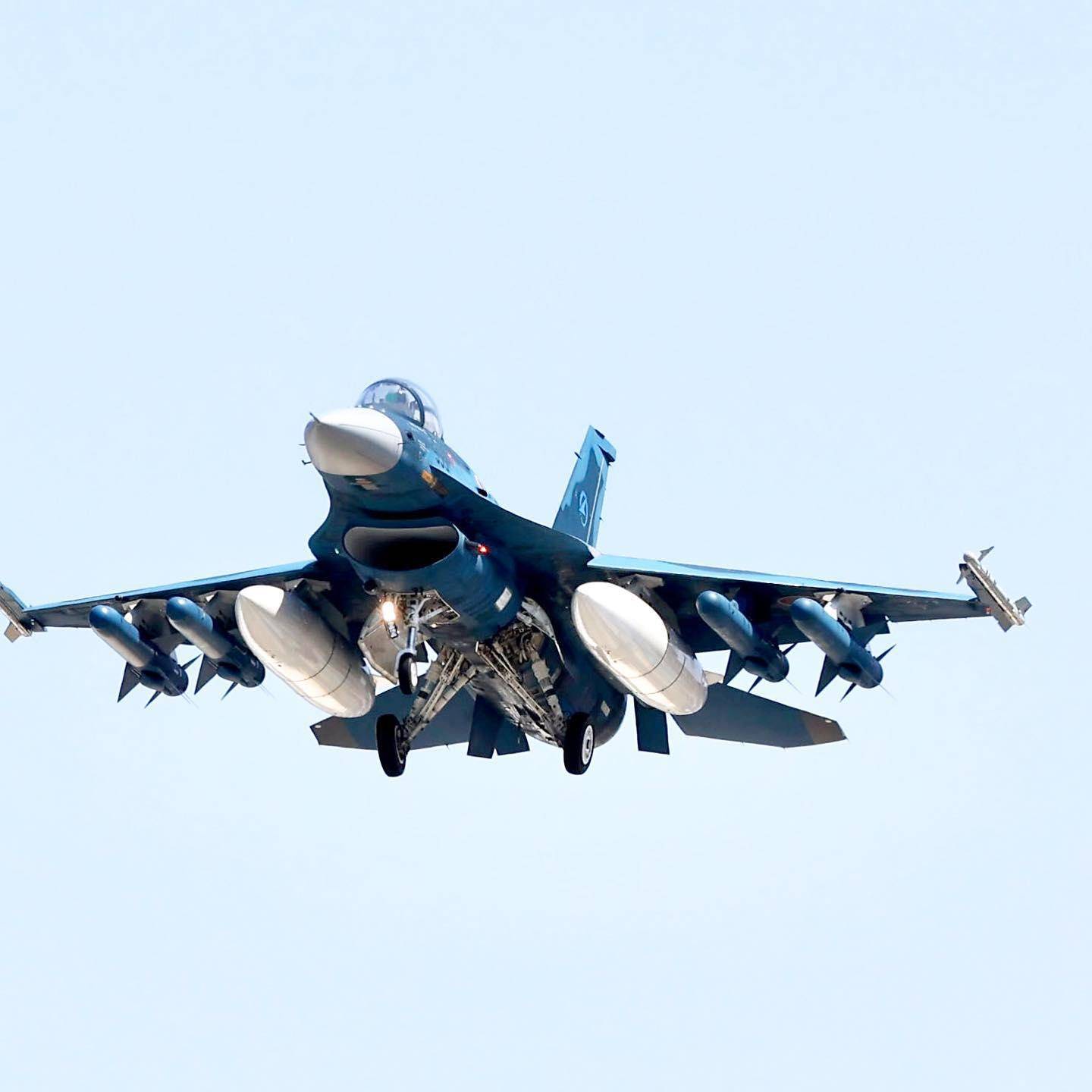 釣魚島上空演練偷襲中國航母，日本自衛(wèi)隊傳來噩耗：F-2戰(zhàn)機墜海