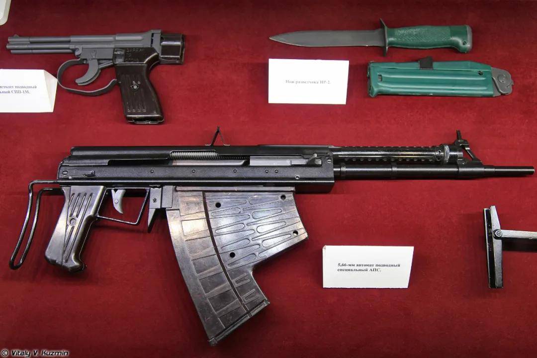 解放軍海軍裝備俄制AKS-74U，為啥不用國產(chǎn)步槍？