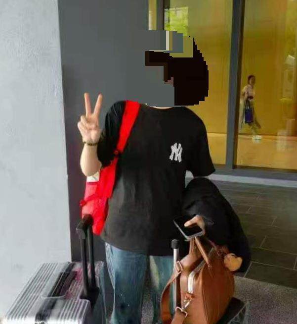 19歲女生留學(xué)第9天從39樓墜亡，父親：有人假冒警察向她索要25.8萬元