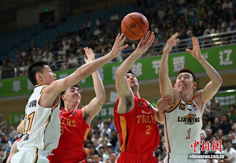 第九屆阜新籃球節(jié)：遼寧本鋼隊勝澳大利亞墨爾本老虎隊