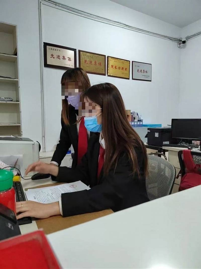 疑遭家暴致死女子家屬：手上有錄音證據(jù)，希望獲得孩子撫養(yǎng)權(quán)