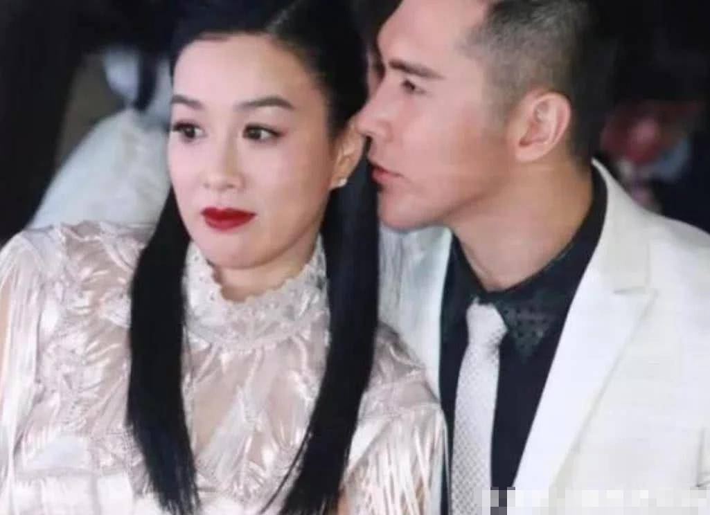 考古|張倫碩稱張維伊像以前的自己 ，曾娶大11歲鐘麗緹被嘲，如今成為重組家庭中教科書般的男人？