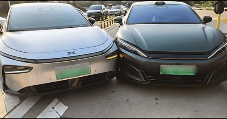 駕駛員為阻攔車輛蹭ETC與對方發(fā)生碰撞，交警部門：蹭ETC者負全責(zé)