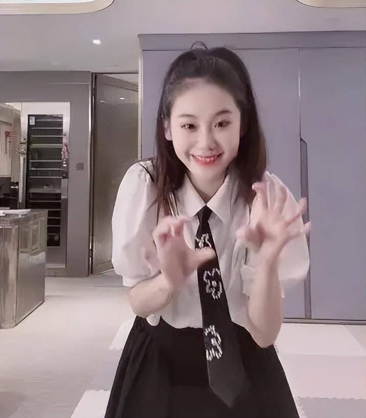娛樂圈小姨子大賞：趙本山劉德華汪小菲甄子丹的小姨子都不一般