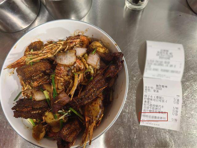 杭州一面館一碗面賣(mài)2188元，老板：半月內(nèi)賣(mài)出十多碗