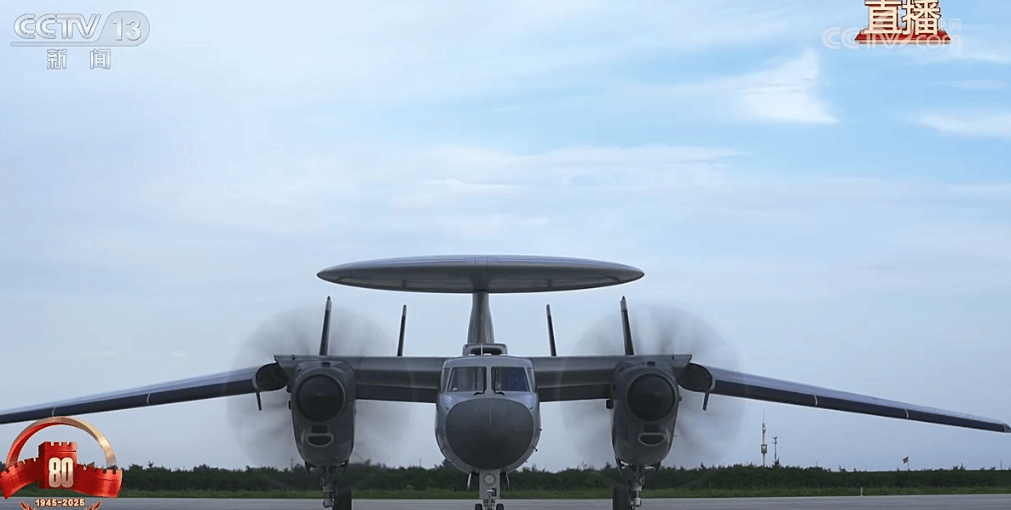 東風-61、巨浪-3、折疊翼預警機、殲-20S，畫面披露！