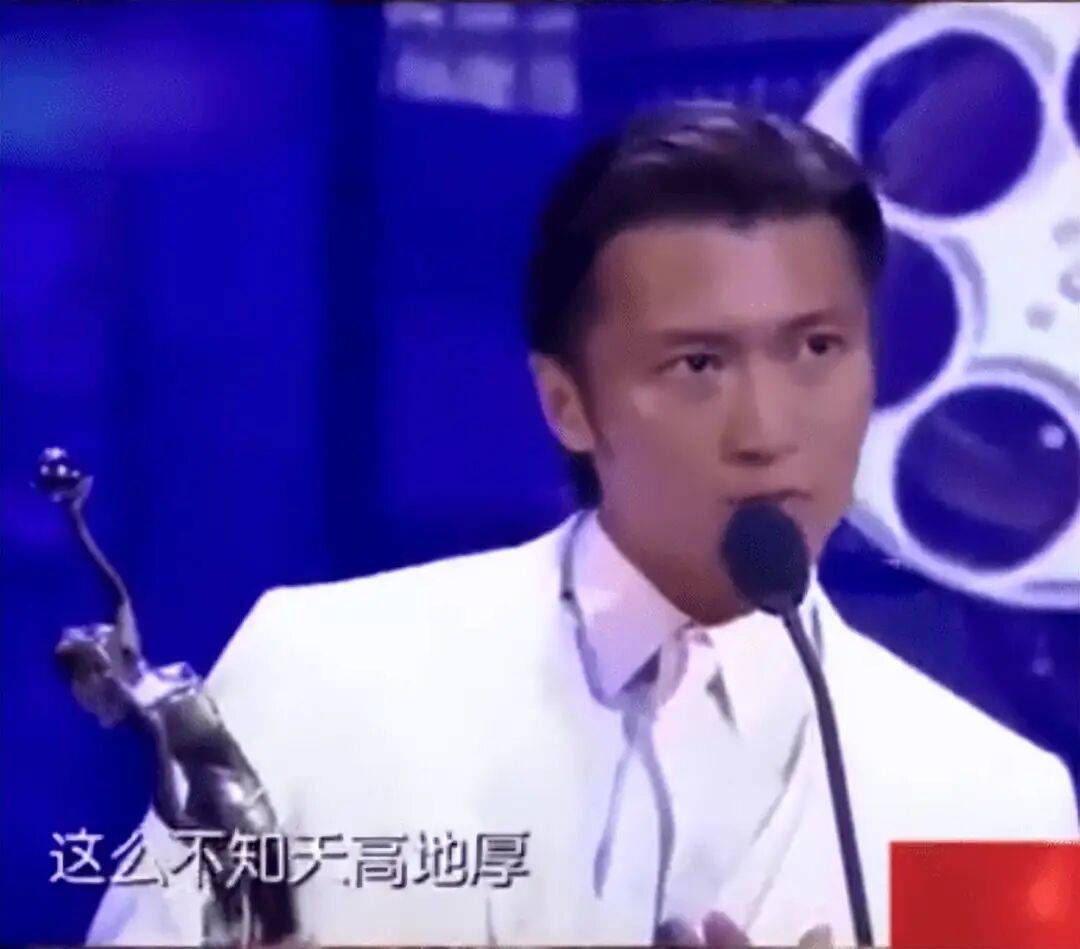 考古|89歲謝賢現(xiàn)身依舊時髦！與小49歲女友分手后開搞事業(yè)，疑已交代后事的他太瀟灑