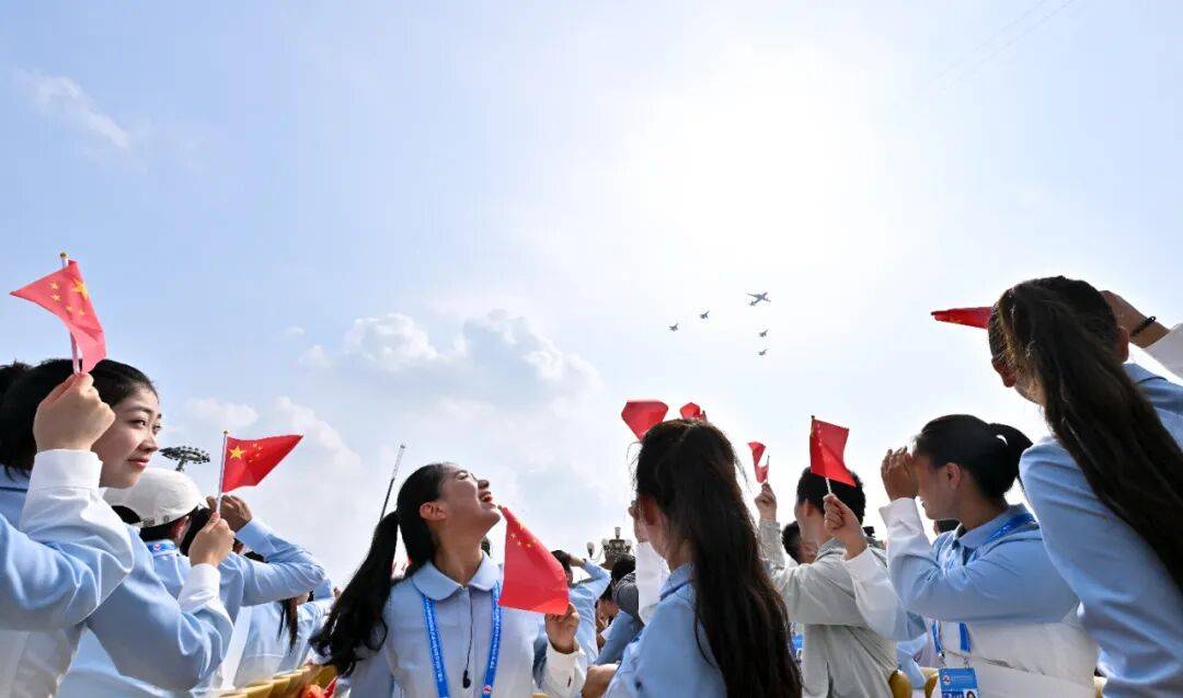 新華社出圖！