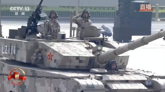 不裝了！一口氣看完九三大閱兵武器裝備！誰說我們一個也不認(rèn)識？