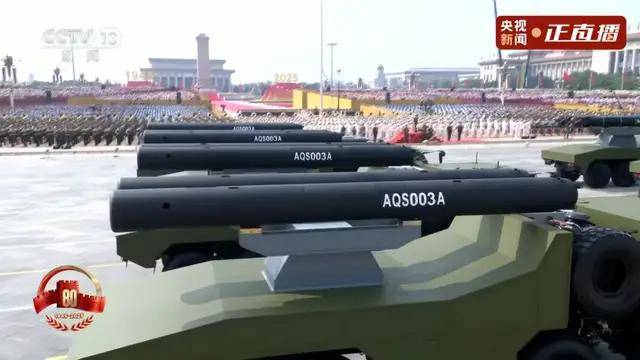 不裝了！一口氣看完九三大閱兵武器裝備！誰說我們一個也不認(rèn)識？