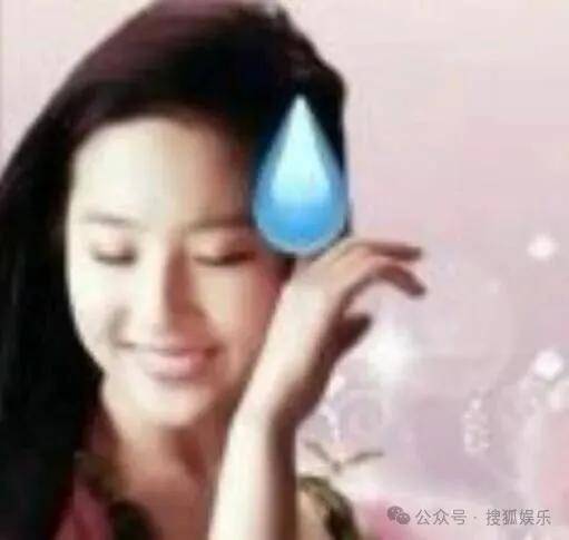 被全網(wǎng)勸分的這對終于分手了？她最近的狀態(tài)確實肉眼可見的好！