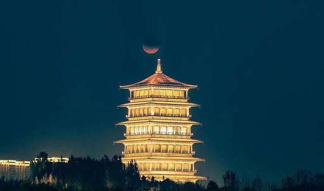 “血月”奇觀來襲！今年罕見“月全食”有啥說法？