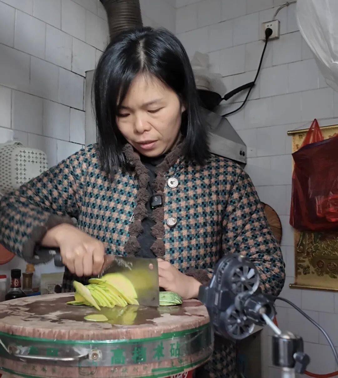 41歲武漢寶媽突然爆火！多次收到央視邀約，本人回應(yīng)