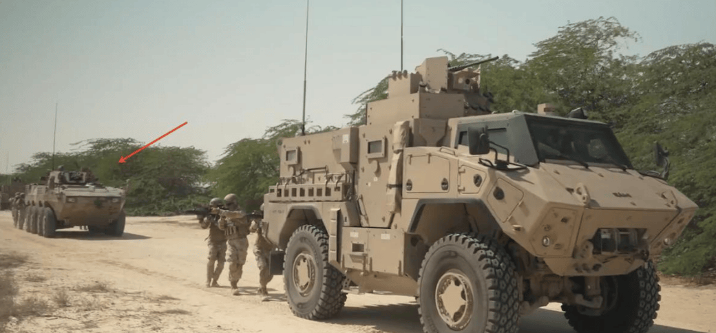 我軍重裝備首次現(xiàn)身沙特！08步戰(zhàn)搭配20式槍族，驚艷亮相中沙聯(lián)演