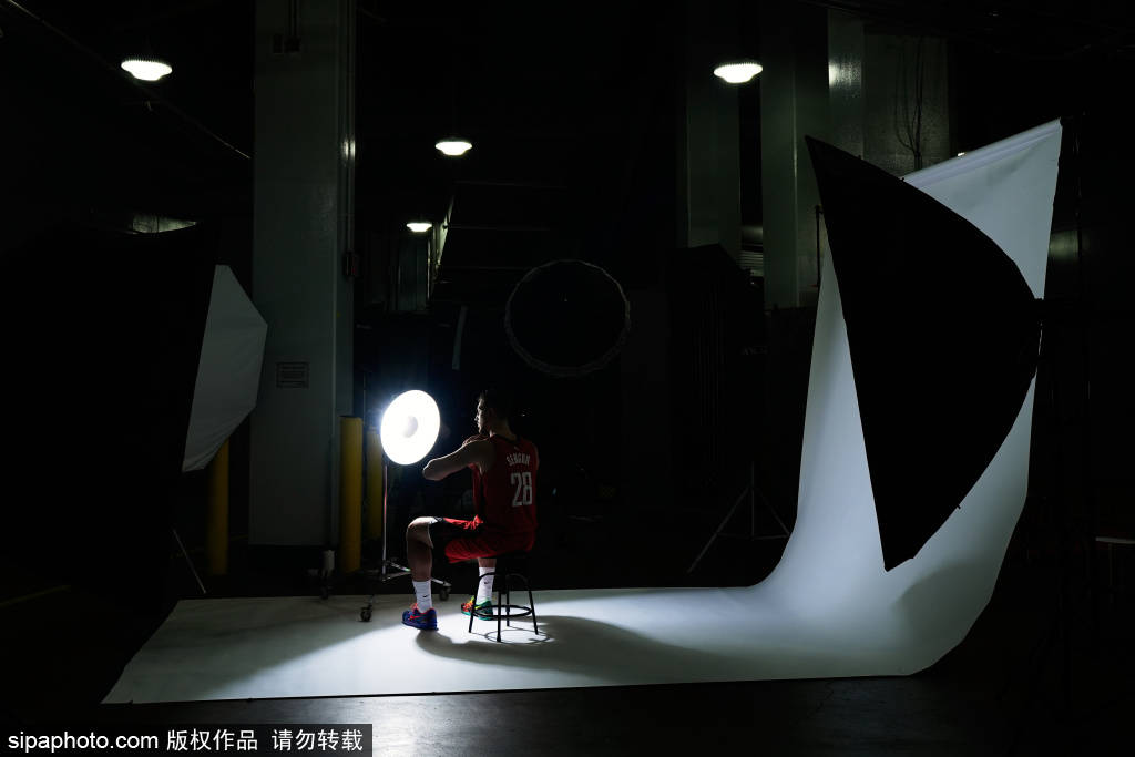 猛龍主場(chǎng)迎戰(zhàn)火箭，三連敗陰霾下的翻身戰(zhàn)